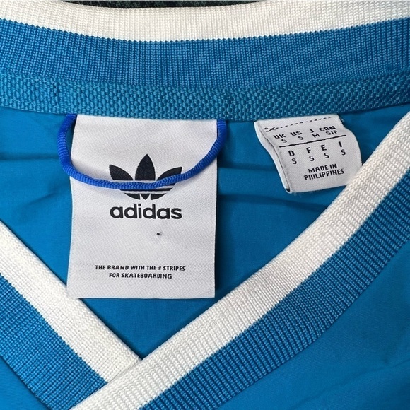 Adidas Wind Pullover Jacket Gender Neutral Teal Blue V Neck EUC - Picture 12 of 14